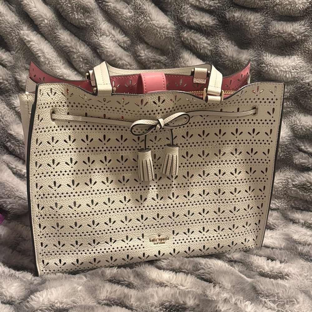 Kate Spade Cream and Pink Cut-Out Tote